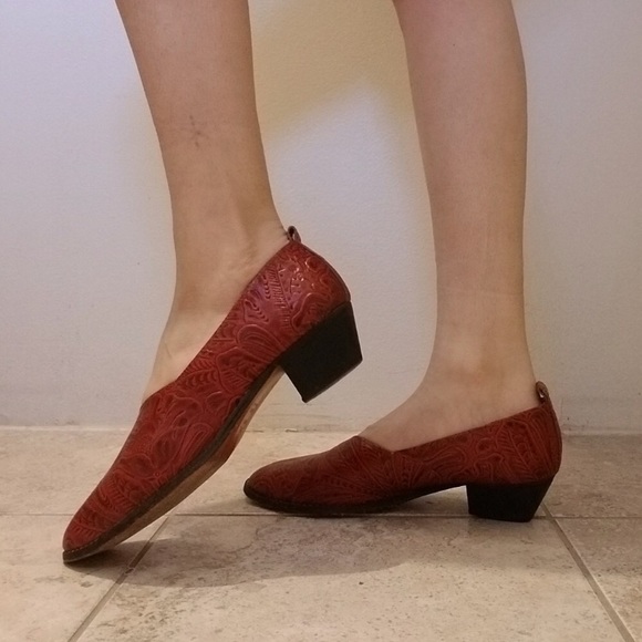 REPOSH Oxblood Loafers - Picture 4 of 8